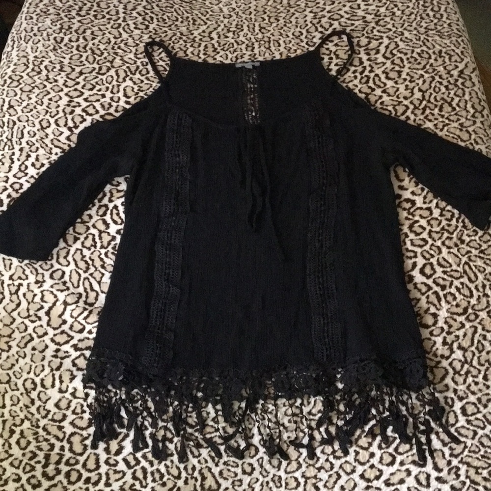 Cold shoulder top